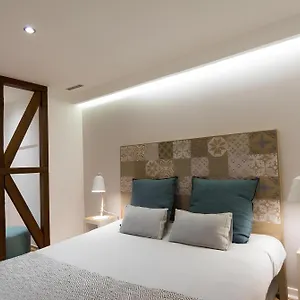  Apartamento Casa Do Castelo 2- Work Or Relax In The Historic Heart Of Lisbon!